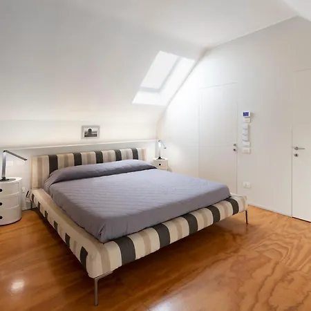Luxury Loft Porta Venezia In Downtown * Mediolan