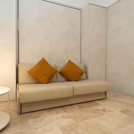 Apartment Porta Venezia Nuovo E Accogliente Milan