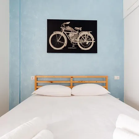 Guesthost - Mm1 Turro Cozy & Modern Appartement