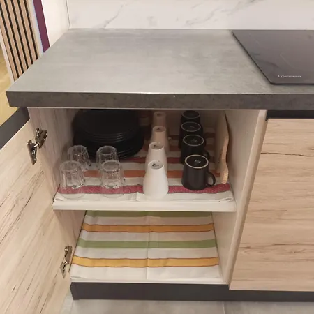 Nice Cozy Next To Loreto Διαμέρισμα *