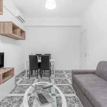 Navigli Duomo - Chateau Milan, Metro M2 E Parcheggio Gratuito Appartement *