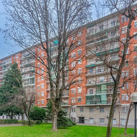 Apartment Navigli Duomo - Chateau Milan, Metro M2 E Parcheggio Gratuito *