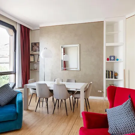Heart Duomo District Apartment *
