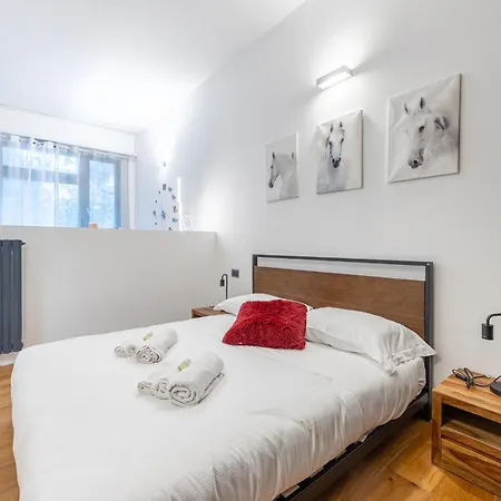 Apartment Exclusive Suite1- Vicino Metro, Citylife, Stadio San Siro E Fiera Milan