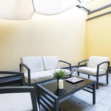 Easylife - Stile Navigli Con Terrazzo *