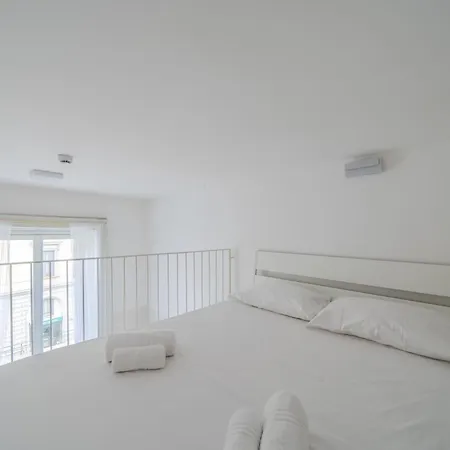 Apartment Central Studio Apts Milano-corso Magenta *