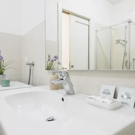 Easylife - Comfort Ed Eleganza Sui Navigli アパート ミラノ