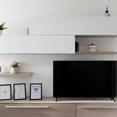 10min Rhofiera & Sansiro - 5min Metro - Ac - Freeparking Apartmán *