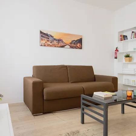 Easylife - Stile E Comfort Sui Navigli Mailand