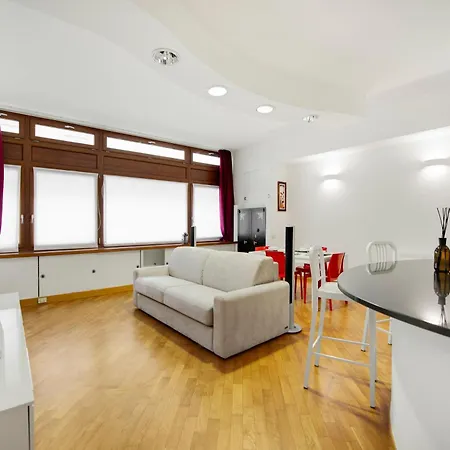 Garage Privato Gratuito - 600 Metri Duomo 밀라노