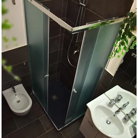 Dea Dreams - Amendola Fiera Near San Siro Stadium *