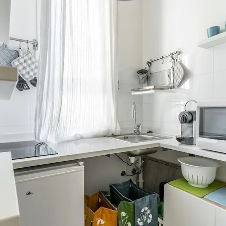 Cozy House On Navigli شقة