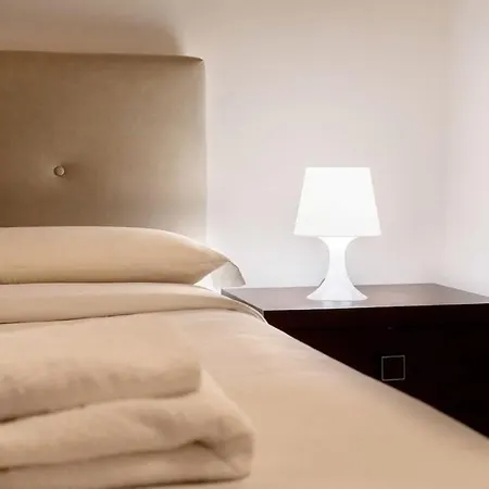 Appartement Feeling Gae Aulenti Milaan