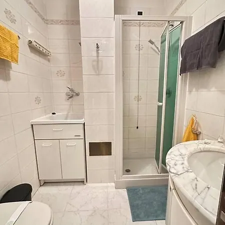 Apartment Jacuzzi-idrotherapy Duomo 5 Min Qcterme 100m Milan