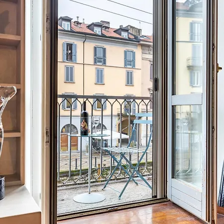 Navigli Dimora Storica Con Vista Sul Canale * Milán