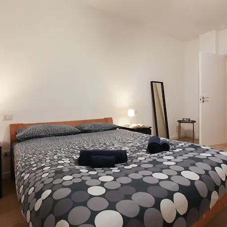 Moderno Ed Elegante Loft In Zona Navigli Apartment