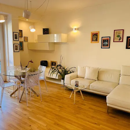 Splendida Casa-centro Milano-canonica-sempione Apartment Milan