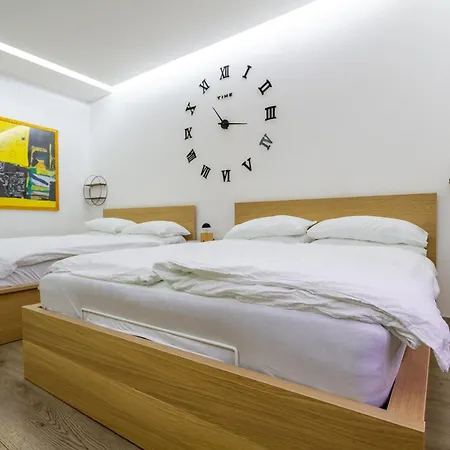I Della Apartament