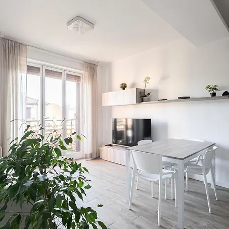 Splendido Trilocale In Bovisa * Milan
