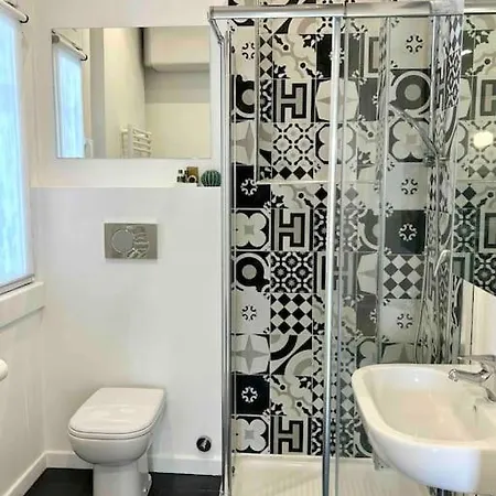 아파트 Stadium ~ For Rent