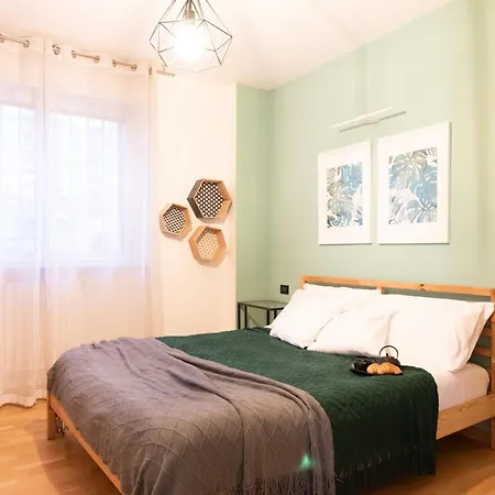 Ihost Luxury - Savona 112