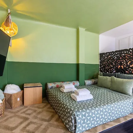 Tropical Apartment Milan