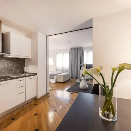 Apartment Royal - Centro Duomo