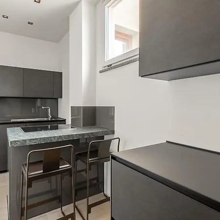 1br Uberto Visconti Di Modrone A With Balcony In Apartment Milan