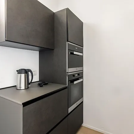 1br Uberto Visconti Di Modrone A With Balcony In *