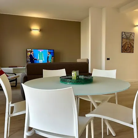 Kibilu - Piazzale Siena - Vicinanze De Angeli, Citylife, Shopping Area Di Corso Vercelli 公寓