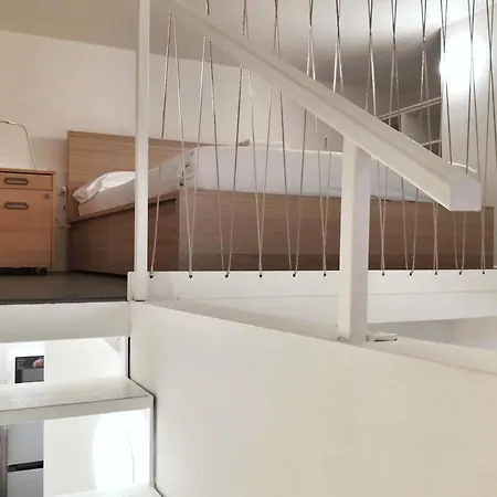 Ihost - Arganini 22 * 밀라노