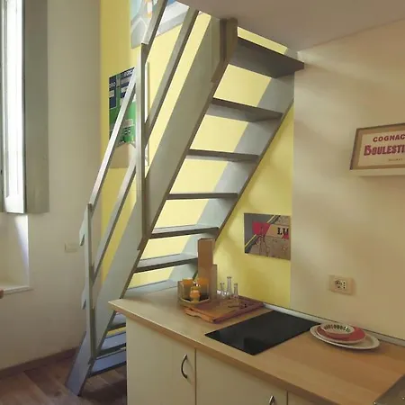 Design Box Apartment