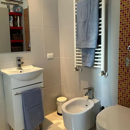 Апартаменты Ampio Bilocale Sui Navigli *