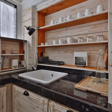 Quiet House In Navigli Sleeps 4 Milano