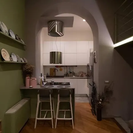 An Elegant In Milan's Art District Apartment Milan