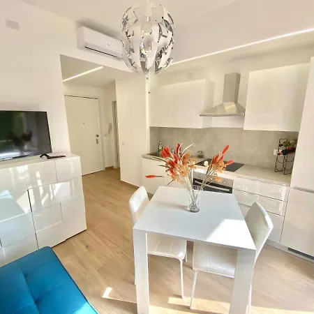 Federico's House - Eleganza E Stile In Via Anselmo Da Baggio Apartment *