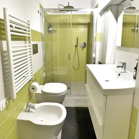 Apartment Ampio E Accogliente Bilocale - Fara 1, Porta Nuova Milan