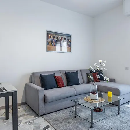 Brentahouse - 5 Stops To Duomo Centro By Metro M3 شقة ميلان