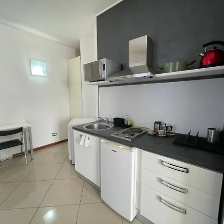 Diana Studio Apartment *