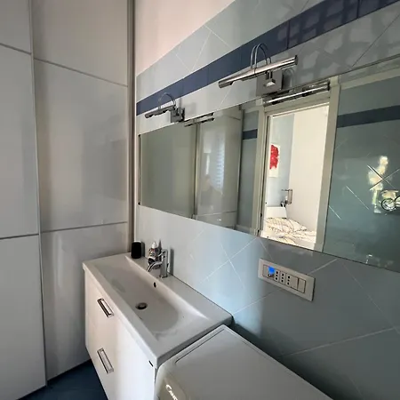 Confortevole Zona Bocconi-porta Romana Apartamento *