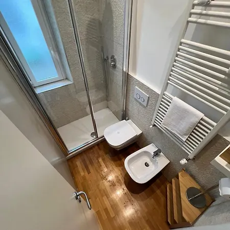 Appartamento Da Vinci - With Balcony In Design District - Tortona Area *