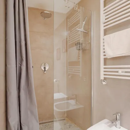 Chic & Modern Flat Just 450 Mt From Centrale Fs