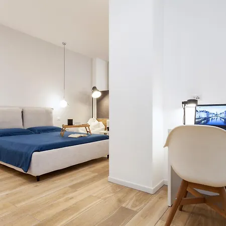 Duomo-centrale Luxury Open Space アパート *