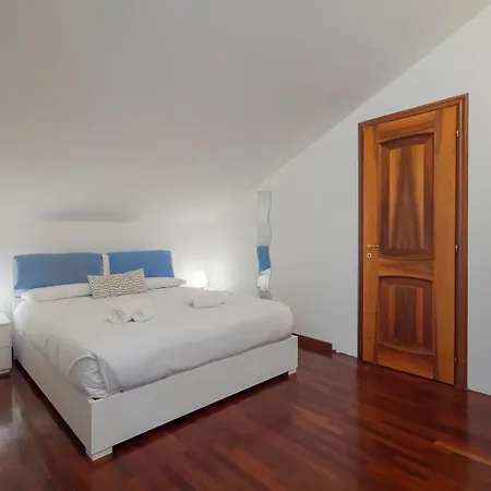 La Ringhiera - Meda 43 Apartment