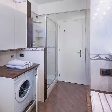 Daire Moderno - Fermata Tramvia Sotto Casa