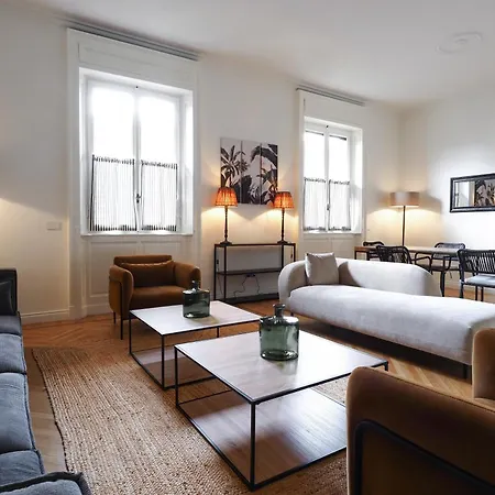 Apartment Adelaide Elegant Milan