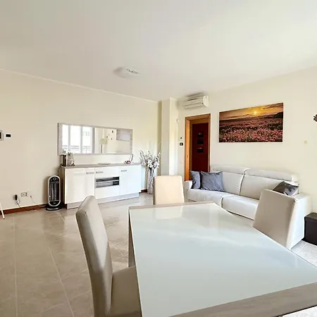 Appartamento Splendido Quadrilocale Vicino Metro Istria *