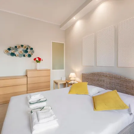 Bnbutler - Londonio - A Due Passi Dal Parco E Dalla Notturna