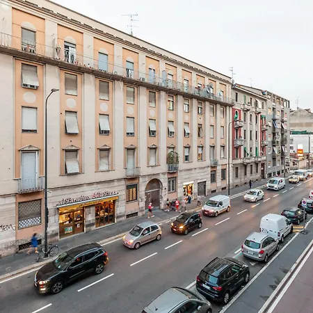 Affori Centro Metro Con Camera E Cucina Appartamento