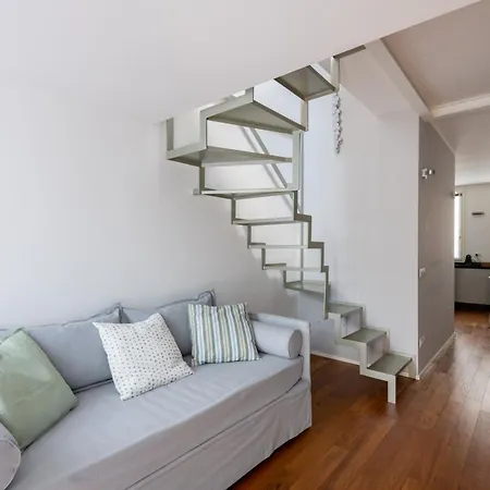 S Agostino - Porta Genova Lägenhet